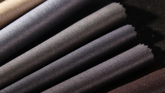 精挑細(xì)選，采用優(yōu)良面料